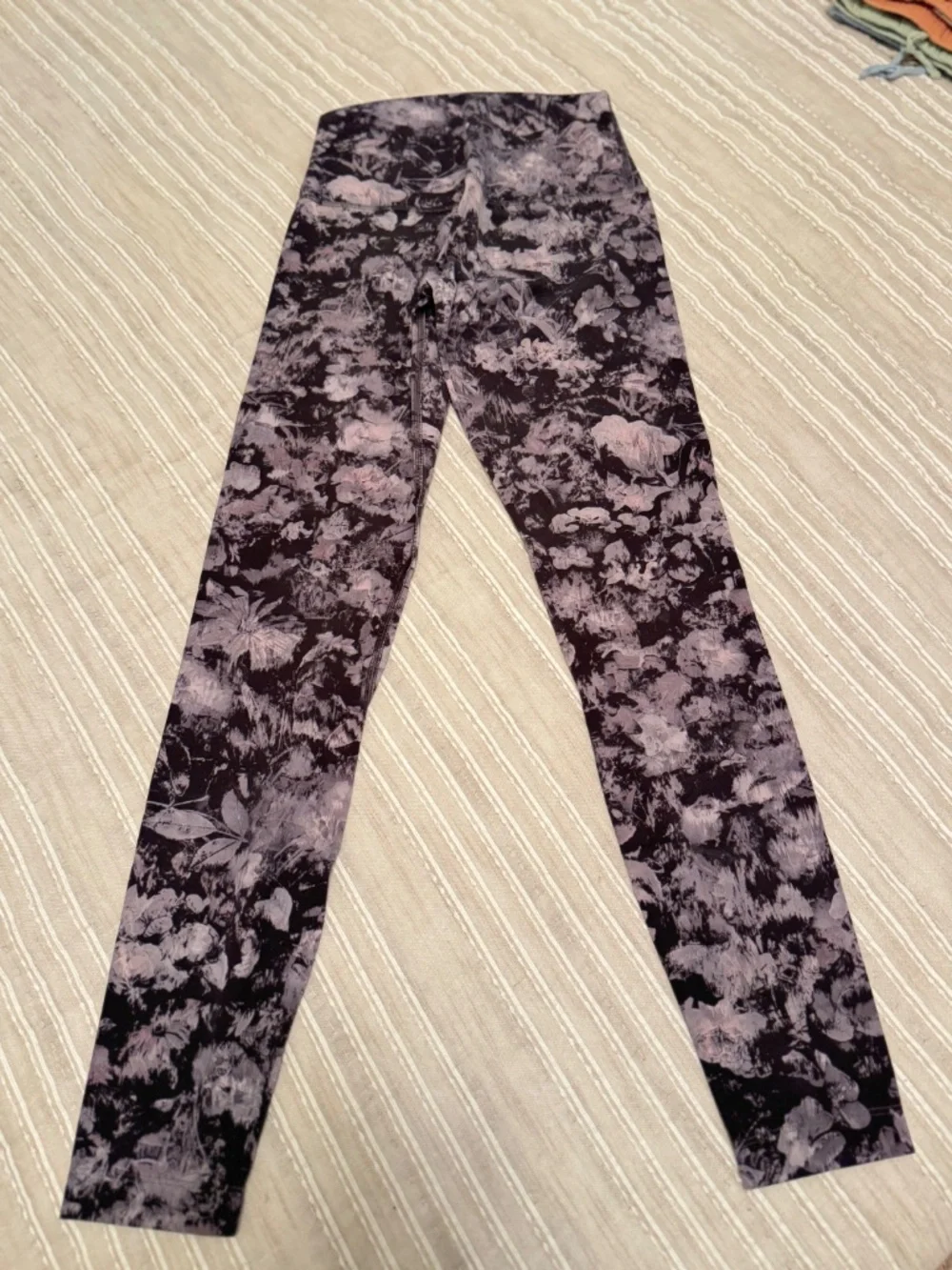 Lululemon Align Leggings- Size 4